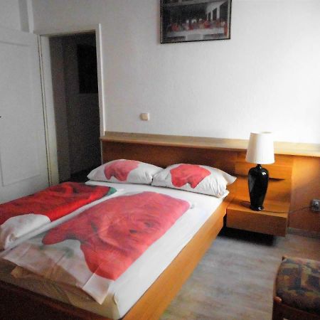 Pension Pieschen Dresden Exteriör bild