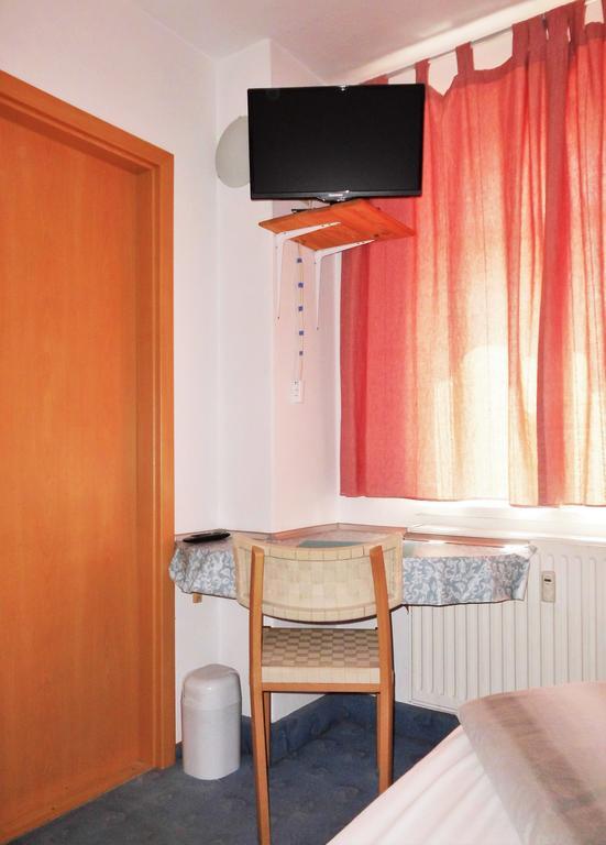 Pension Pieschen Dresden Exteriör bild