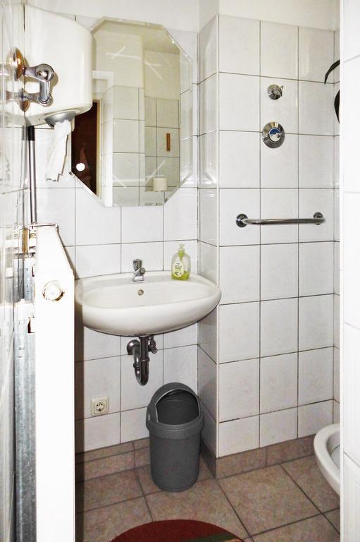 Pension Pieschen Dresden Exteriör bild