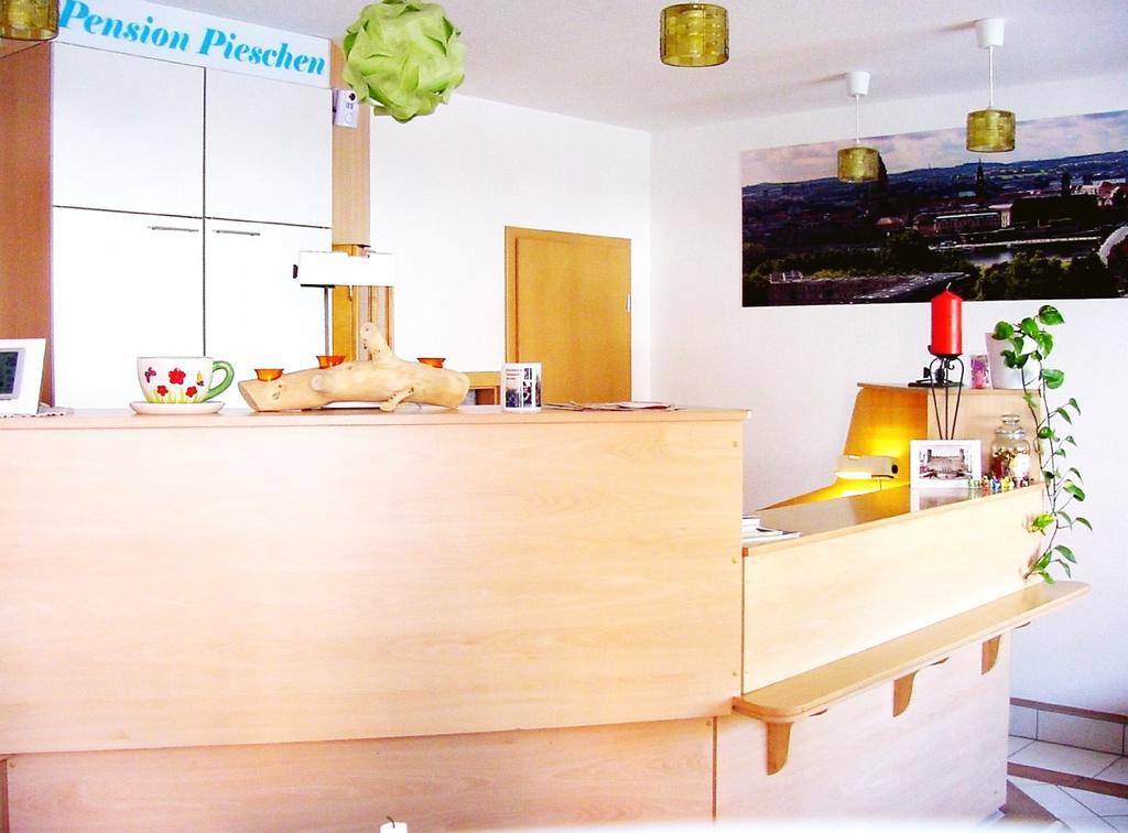 Pension Pieschen Dresden Exteriör bild