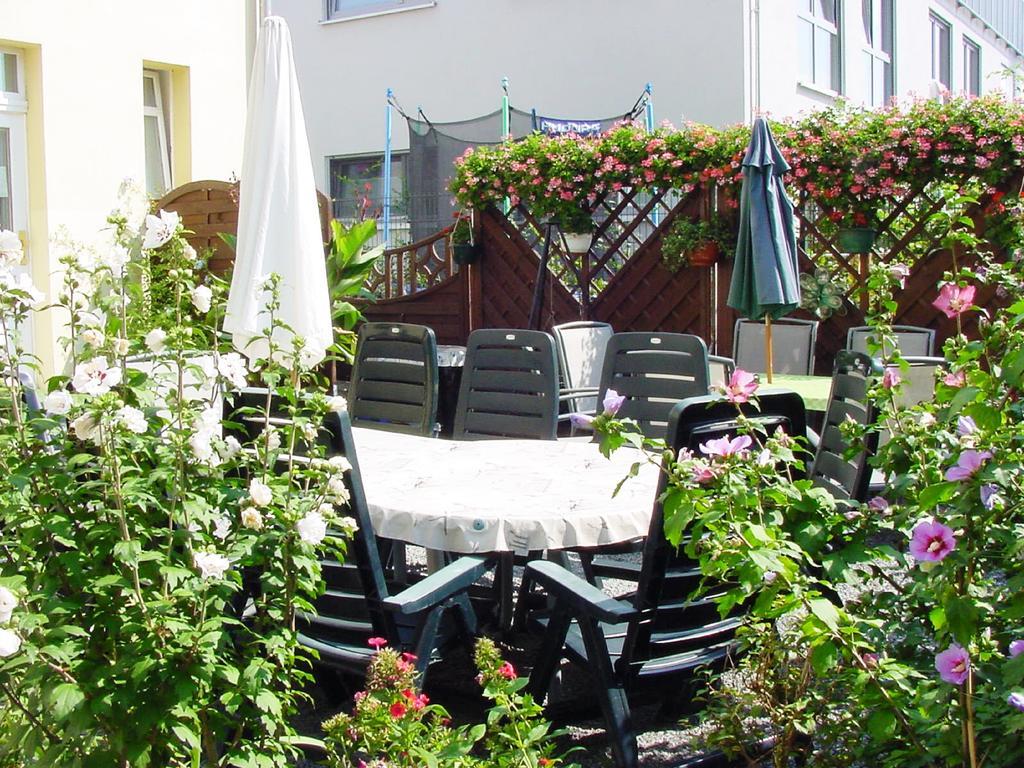 Pension Pieschen Dresden Exteriör bild